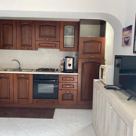 La Casa Gialla شقة